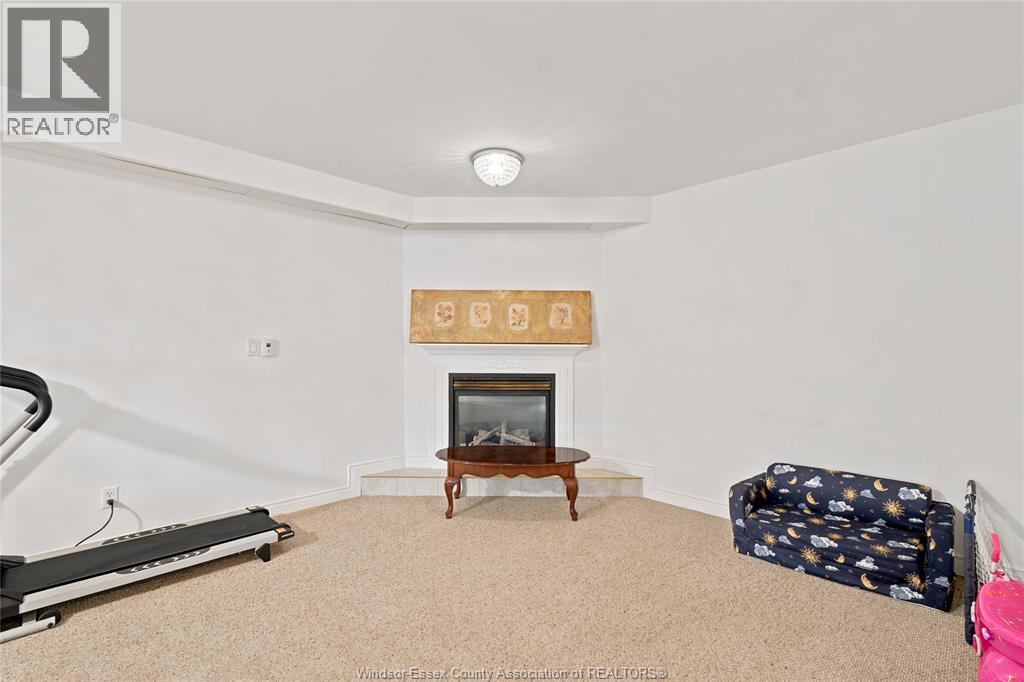1414 GIRARD DRIVE - 19
