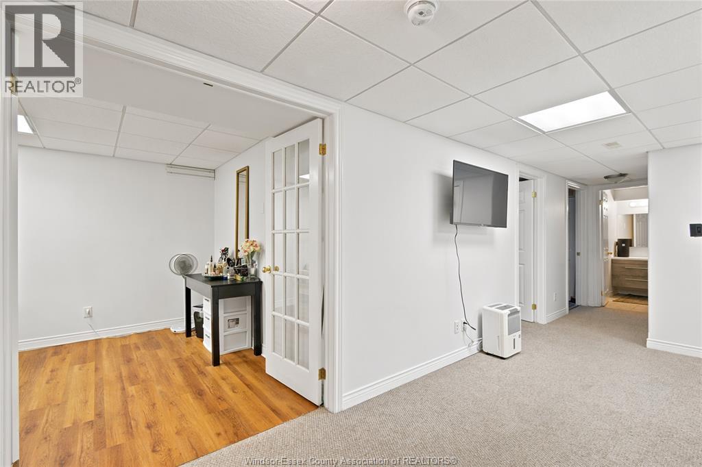 1414 GIRARD DRIVE - 20