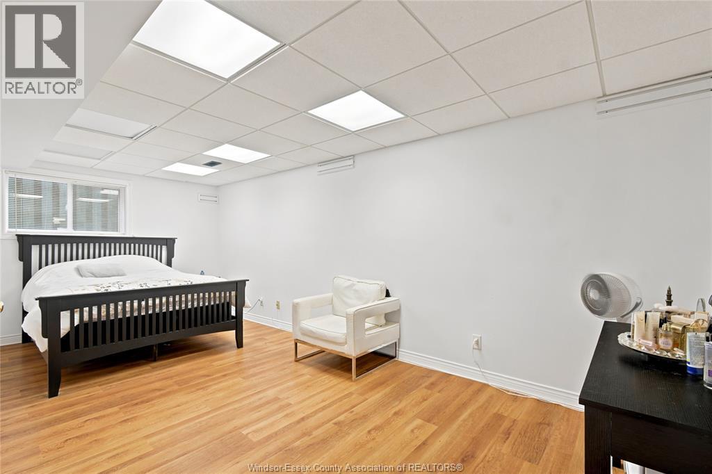 1414 GIRARD DRIVE - 21