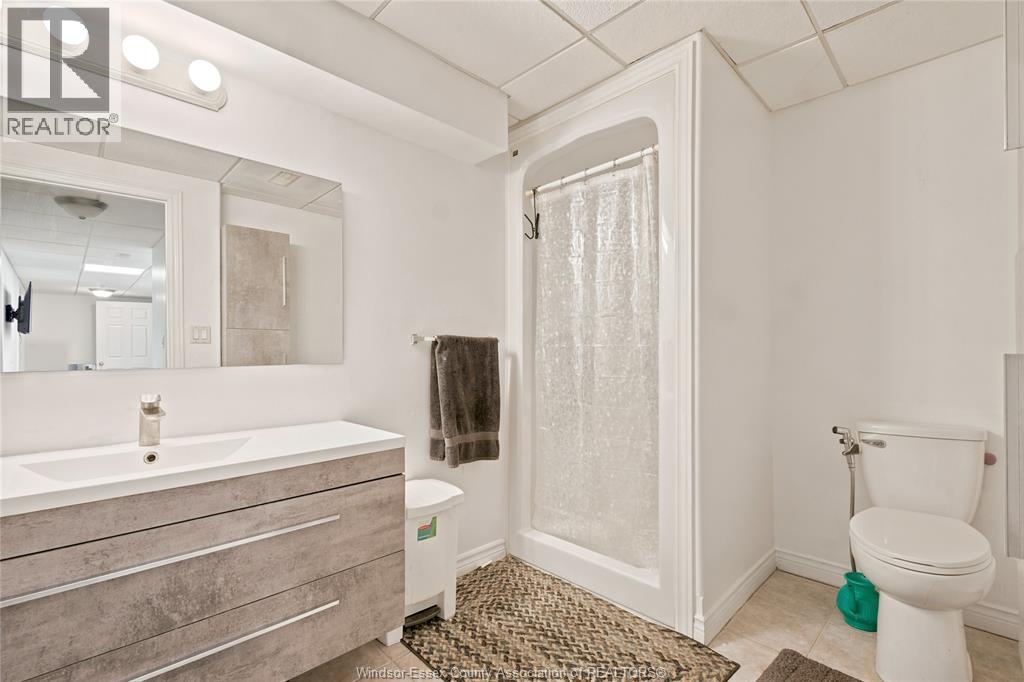 1414 GIRARD DRIVE - 25