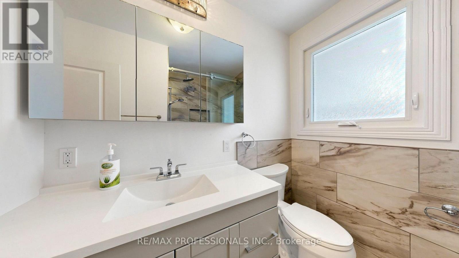 32 SELLMAR ROAD - 23