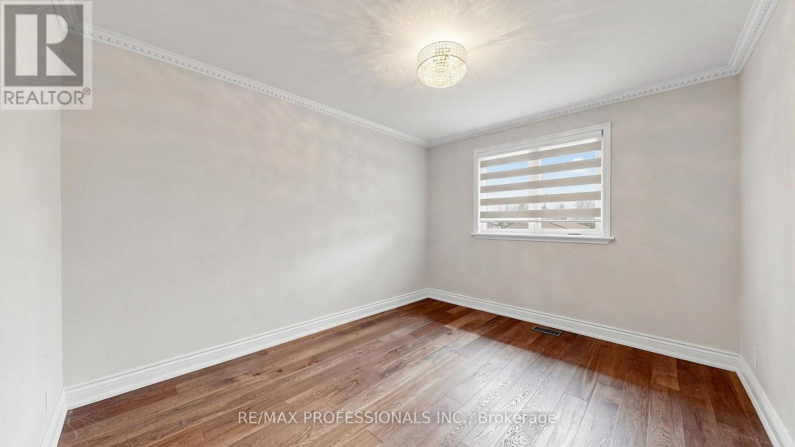 32 SELLMAR ROAD - 14