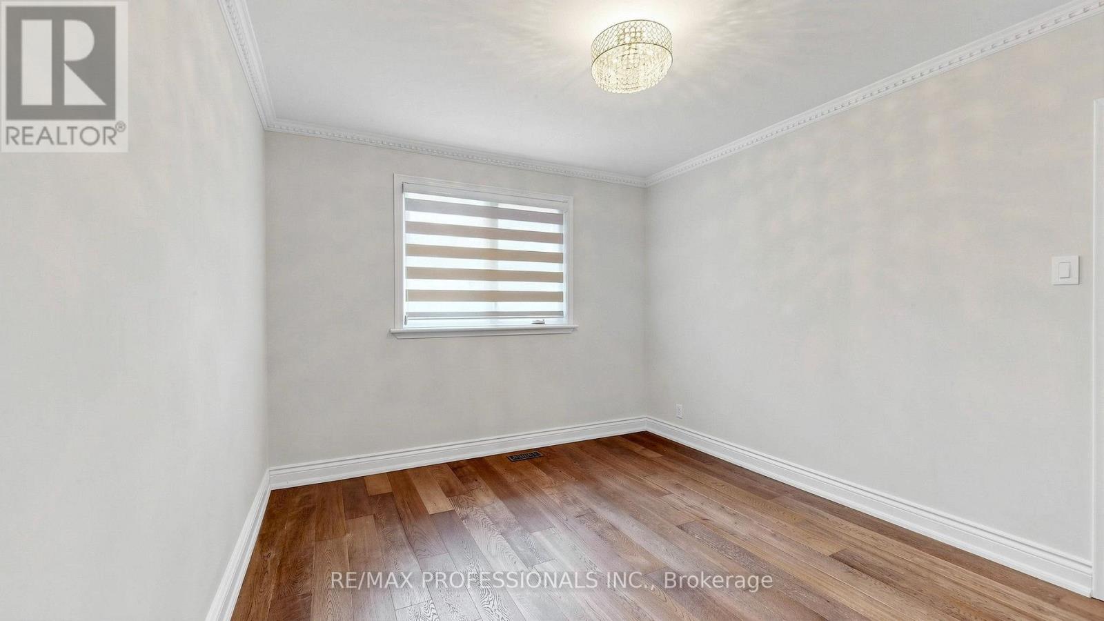 32 SELLMAR ROAD - 16