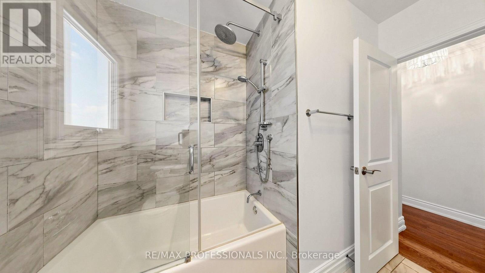 32 SELLMAR ROAD - 24