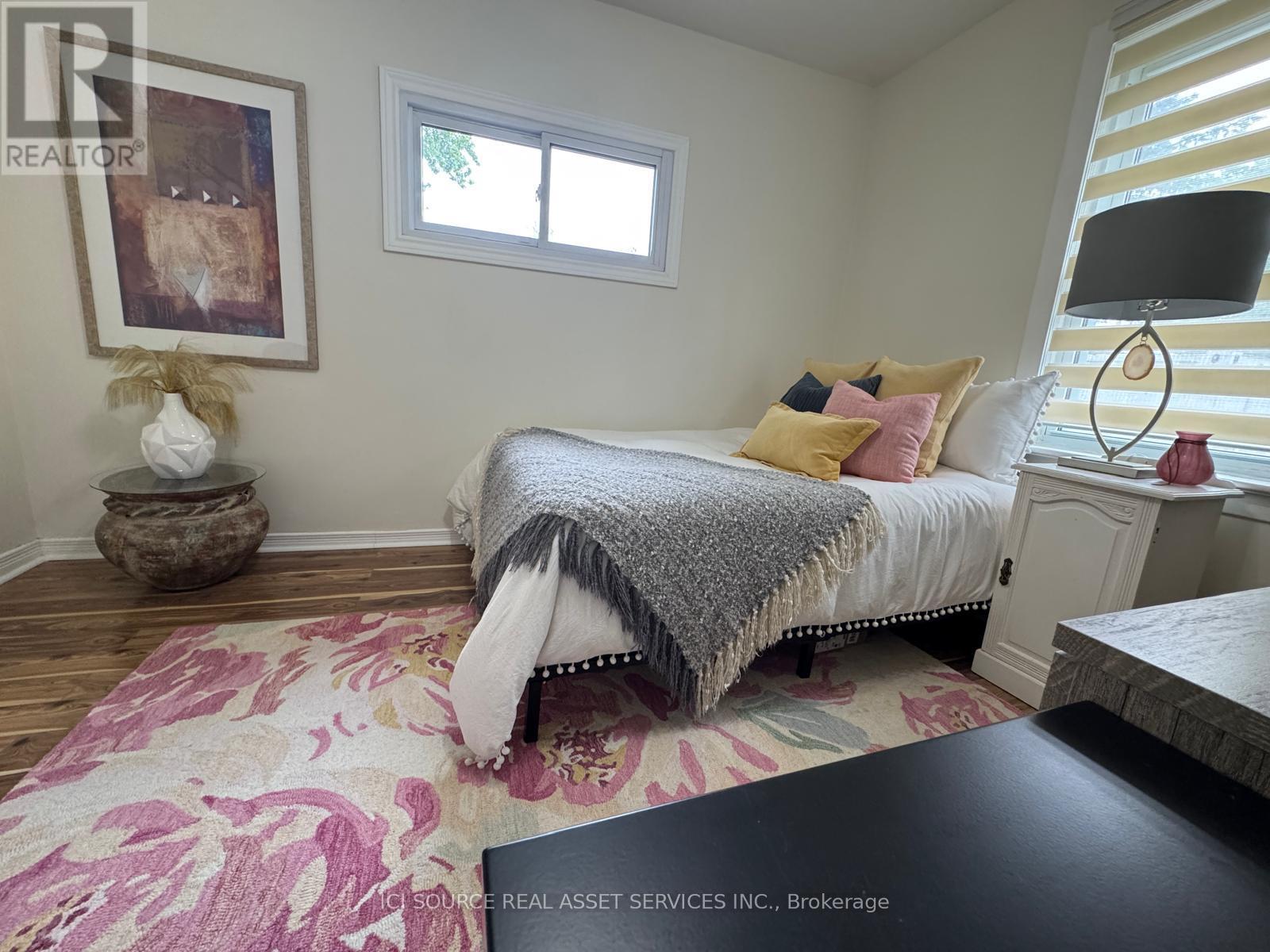 176 KINGSWAY STREET - 23