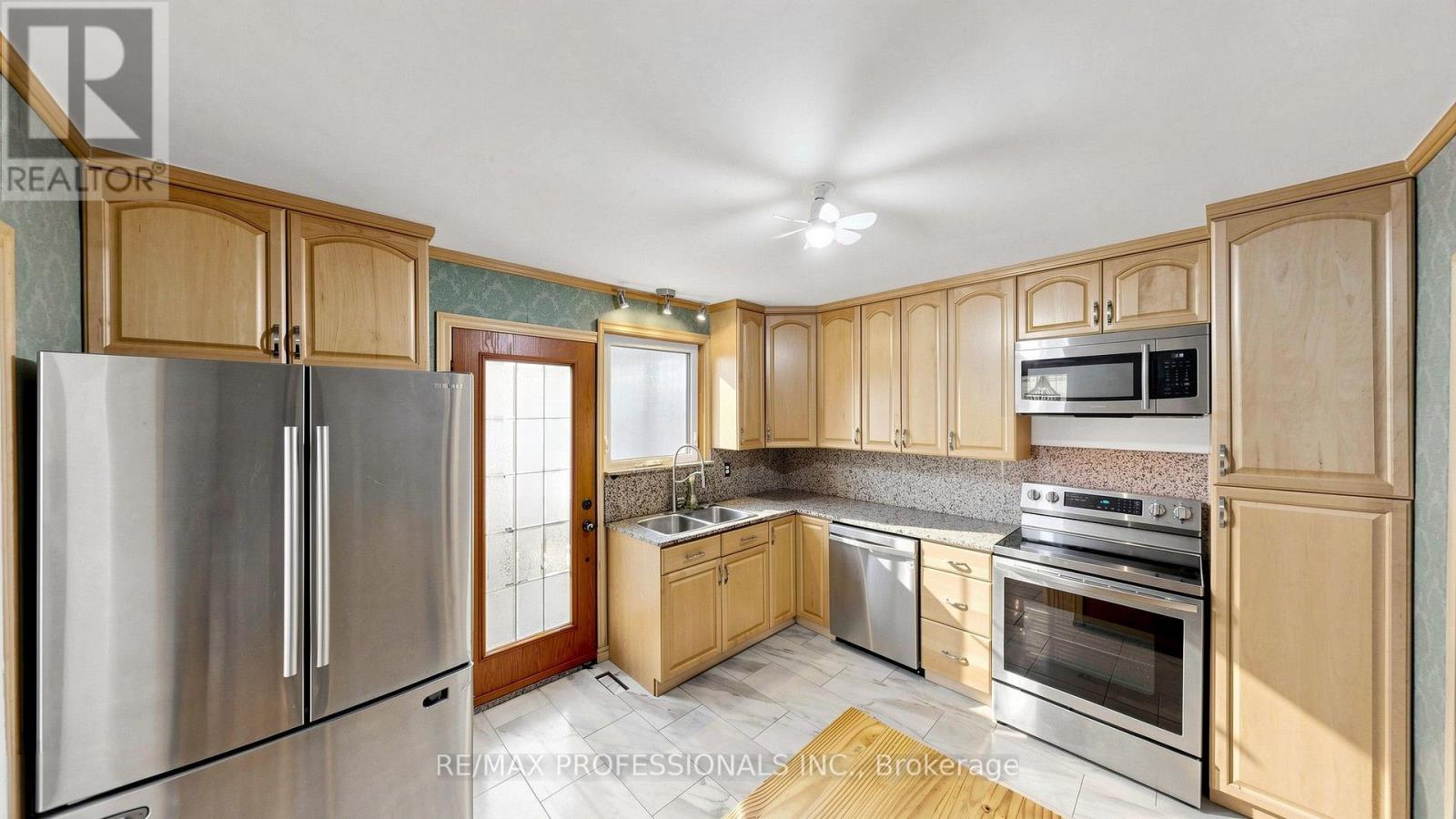 32 SELLMAR ROAD - 9