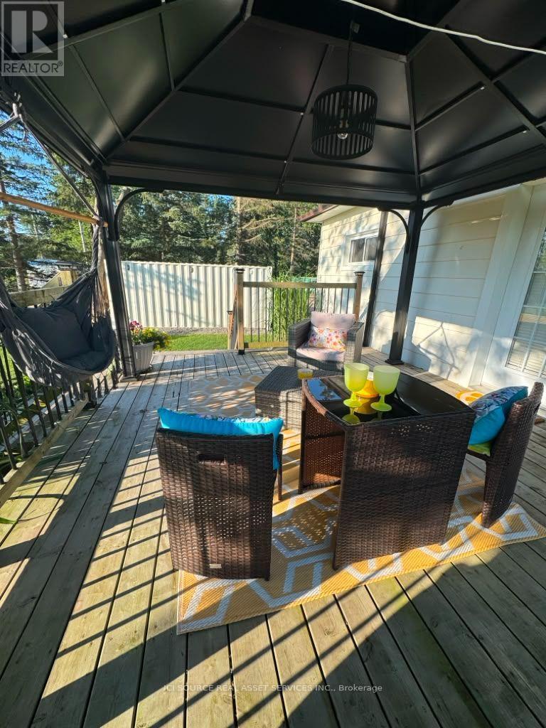 176 KINGSWAY STREET - 10