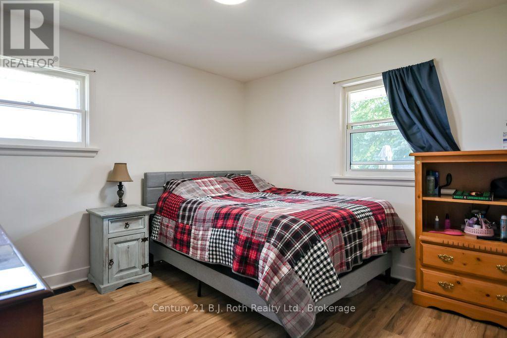 449 IRWIN STREET - 13