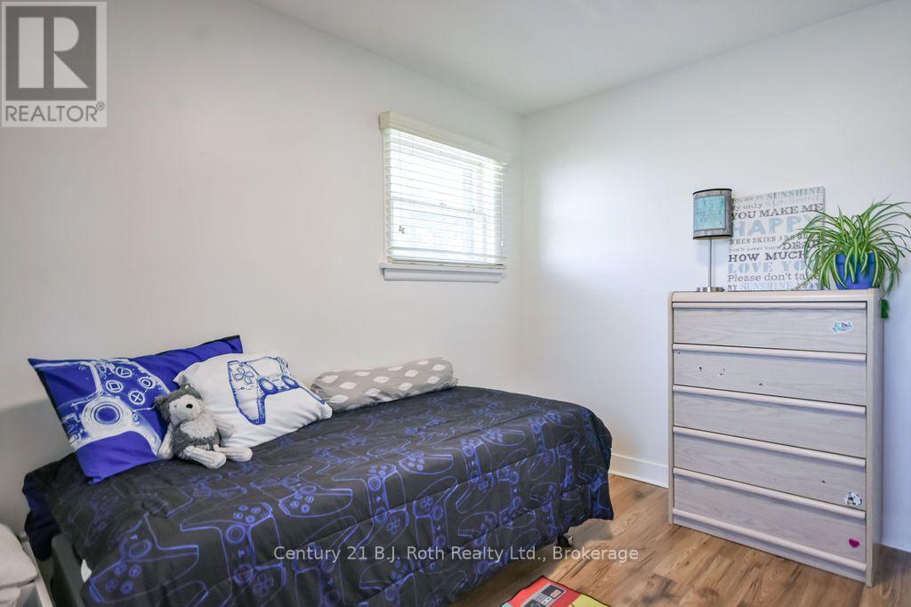 449 IRWIN STREET - 15