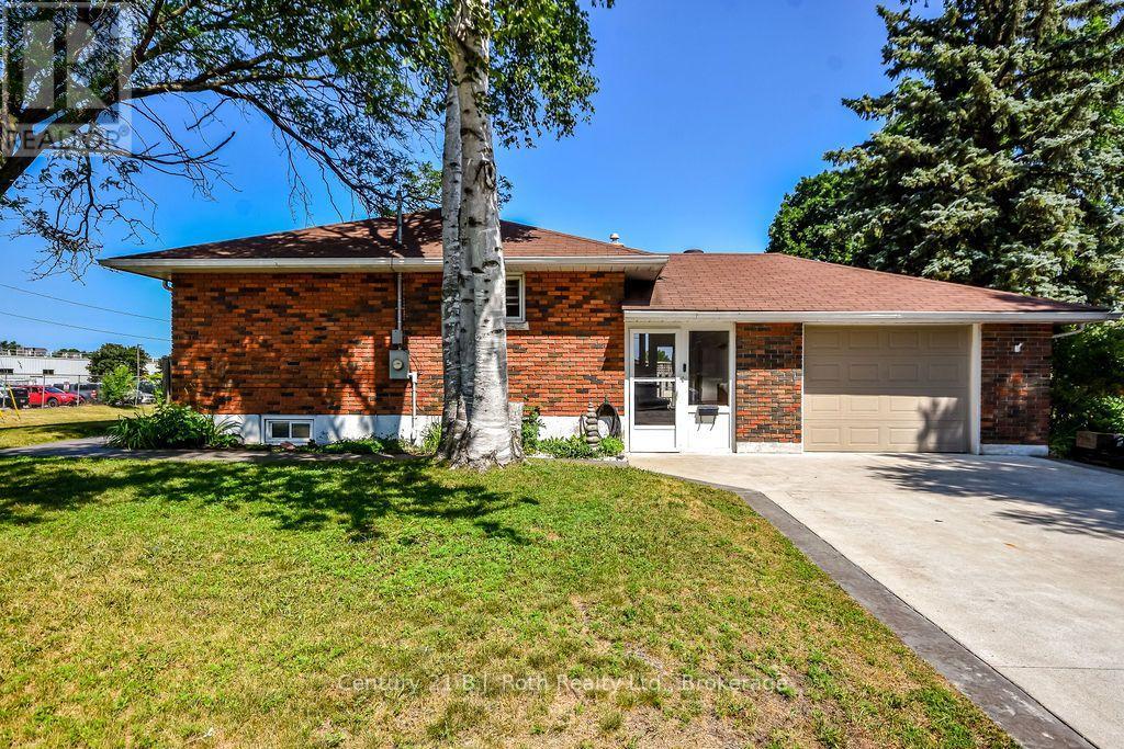 449 IRWIN STREET - 2