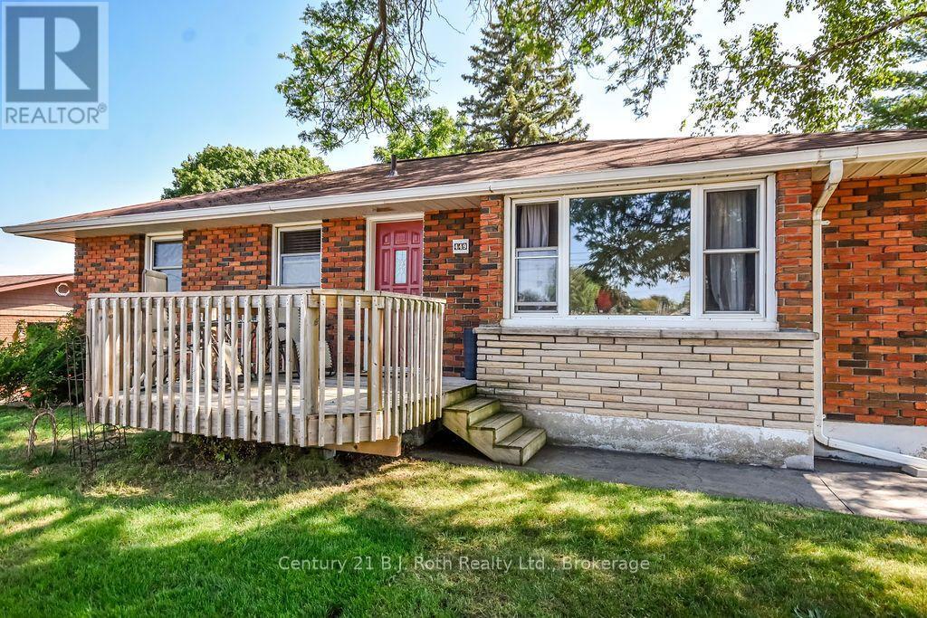 449 IRWIN STREET - 22