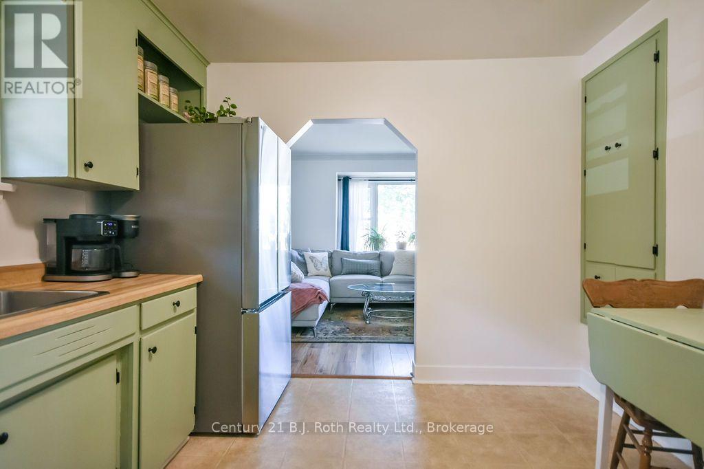 449 IRWIN STREET - 7