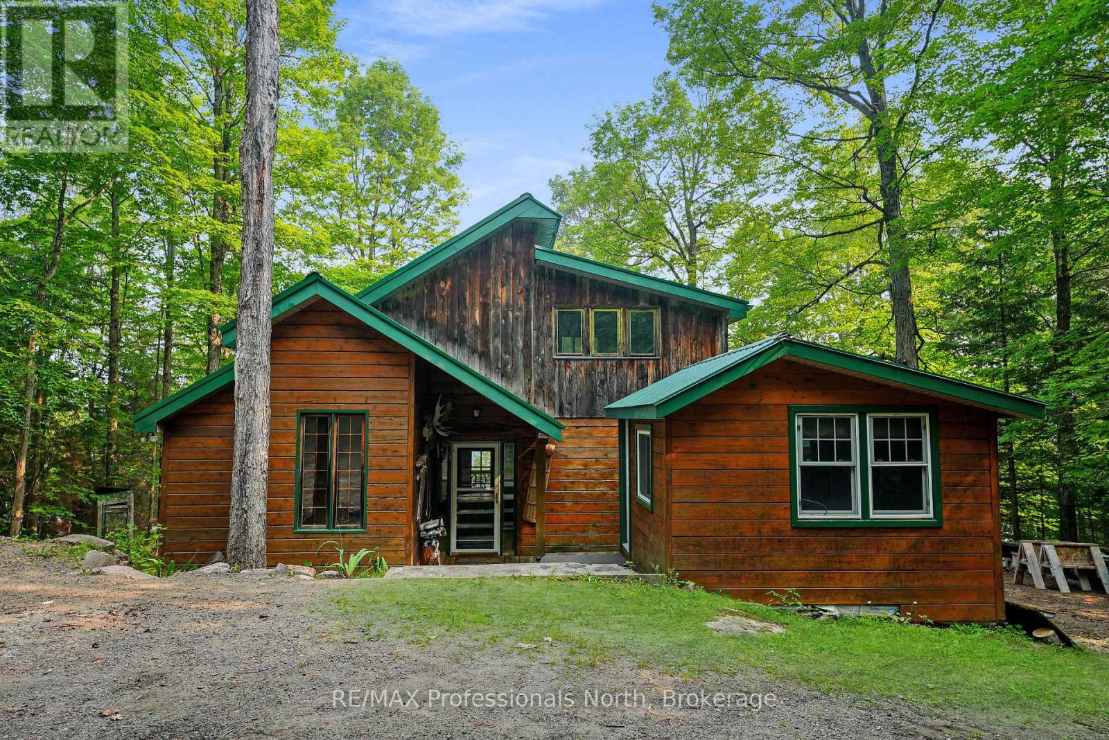 1087 WESTFALL LANE - 2