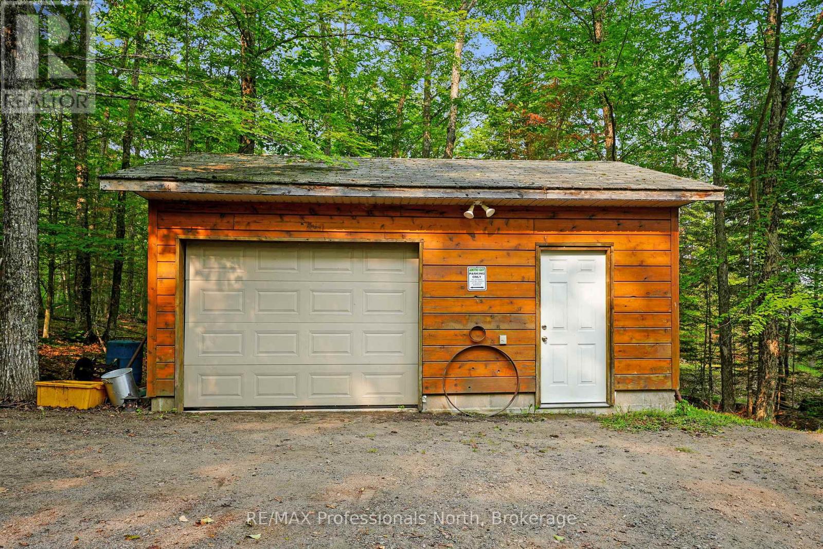1087 WESTFALL LANE - 3
