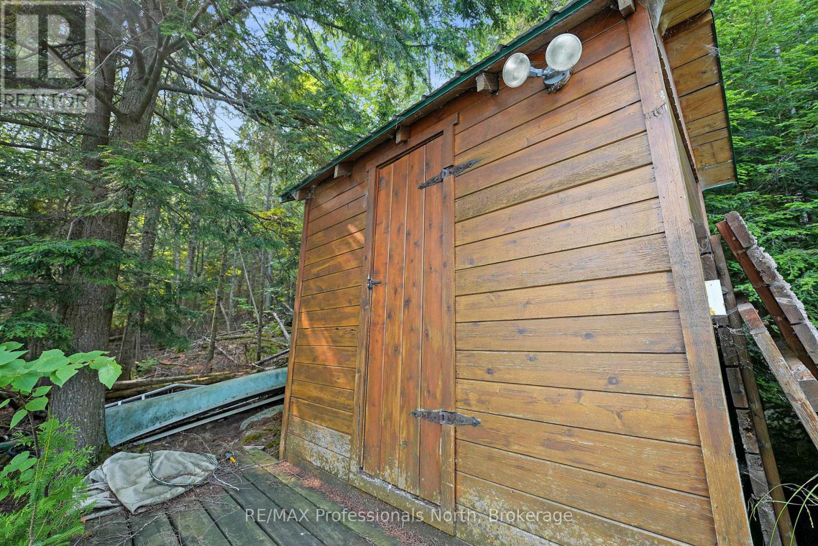 1087 WESTFALL LANE - 34