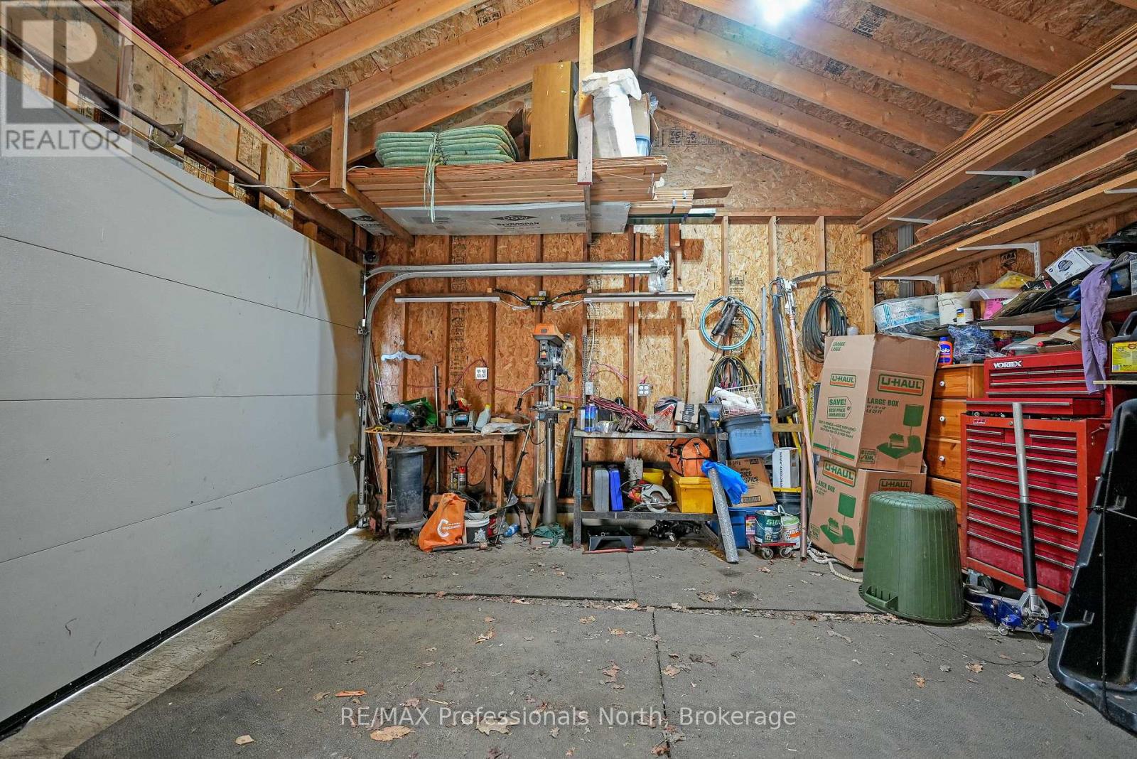 1087 WESTFALL LANE - 43