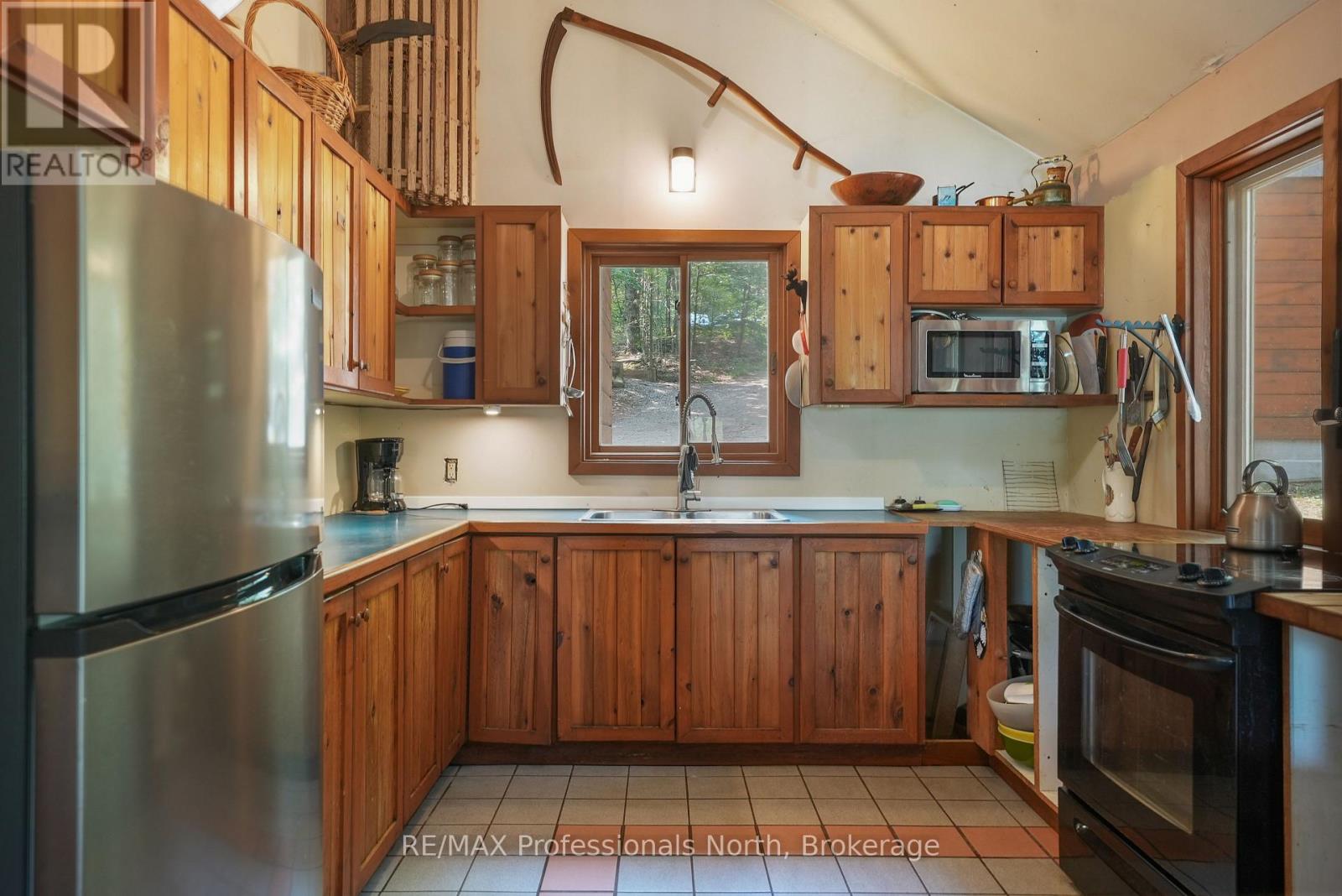 1087 WESTFALL LANE - 7
