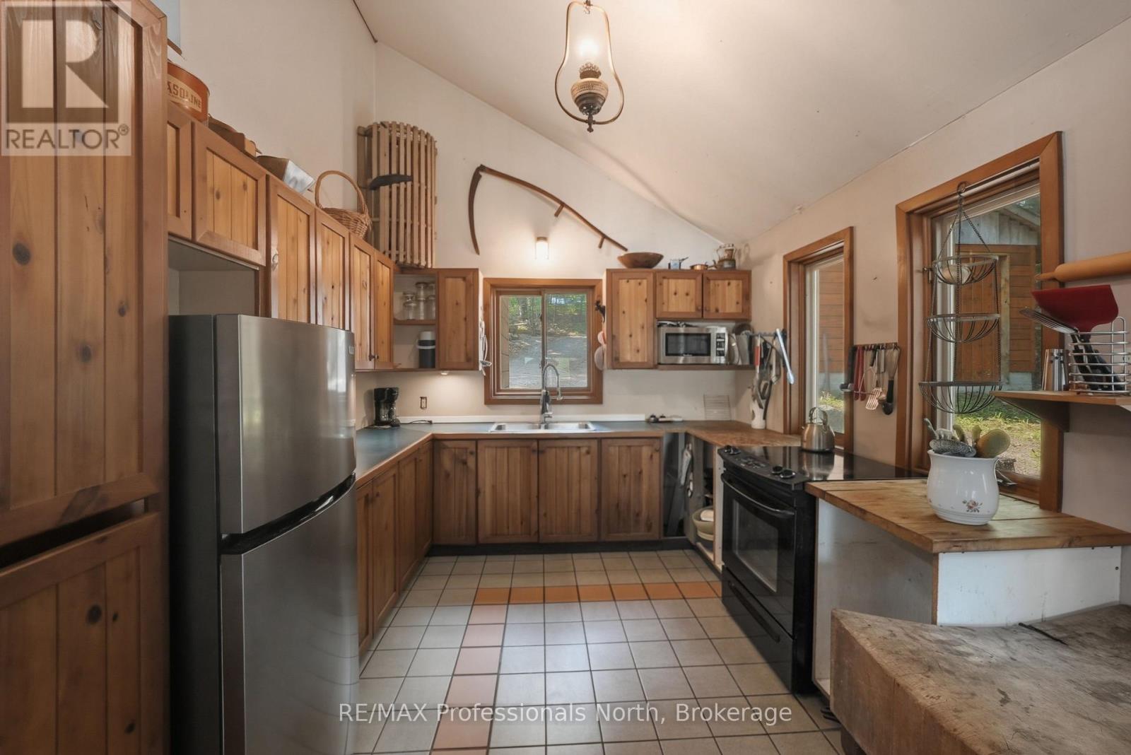 1087 WESTFALL LANE - 8