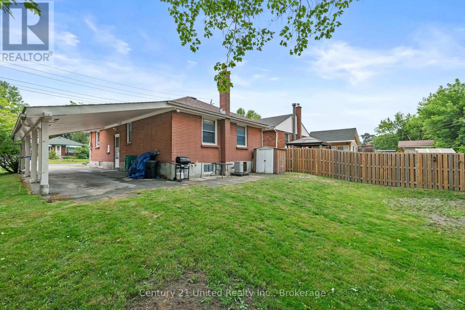 377 CHESTERFIELD AVENUE - 20