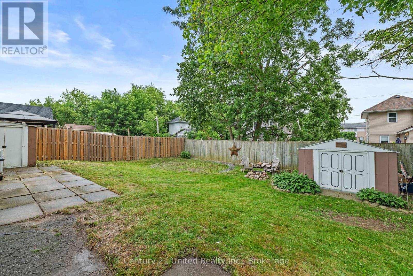 377 CHESTERFIELD AVENUE - 23