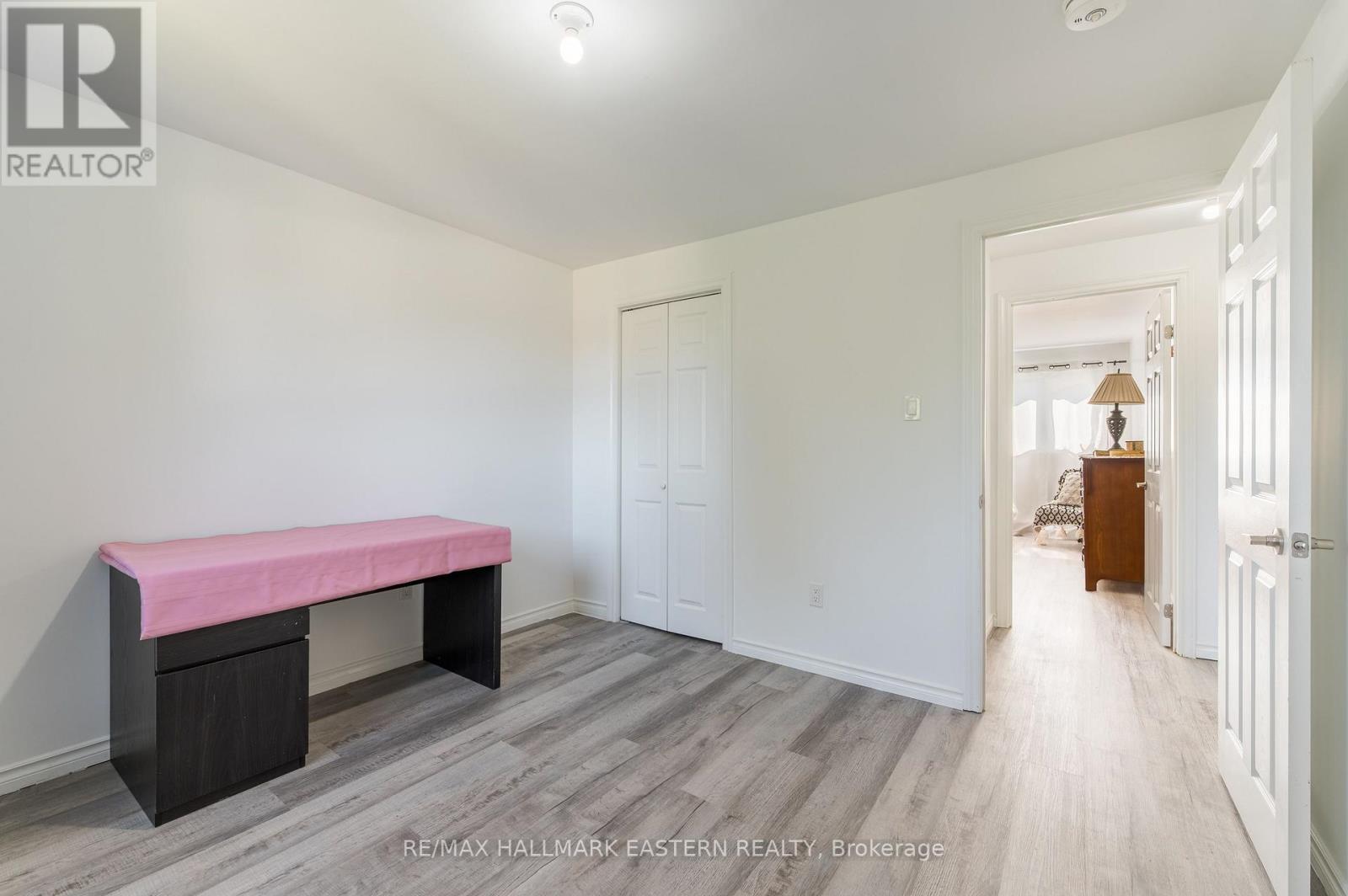 210 MAXWELL AVENUE - 20
