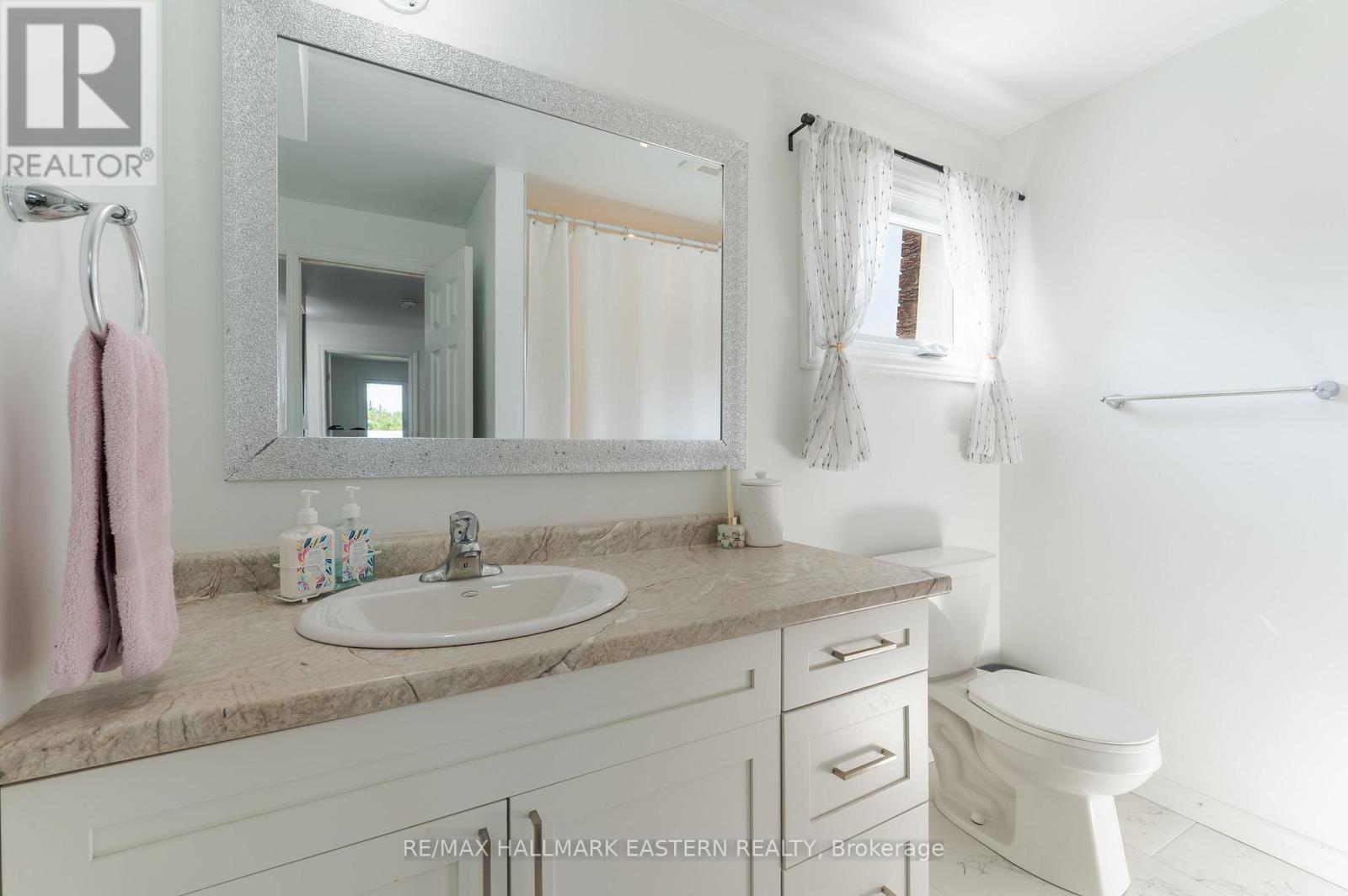 210 MAXWELL AVENUE - 22