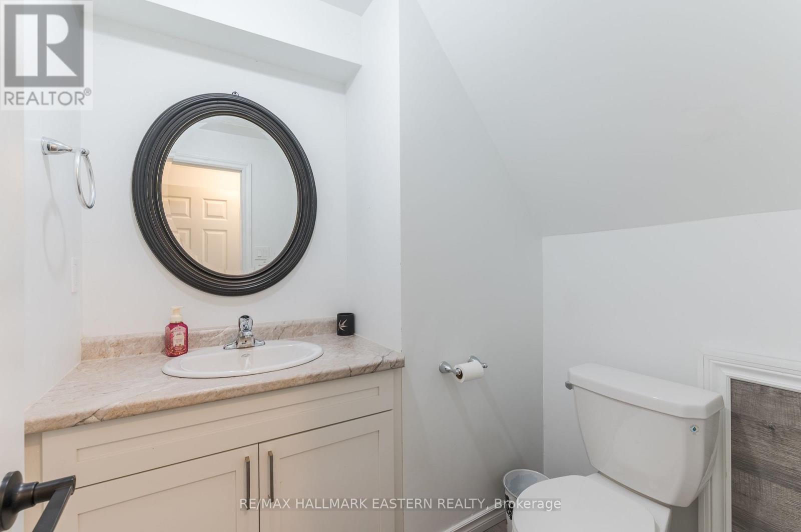 210 MAXWELL AVENUE - 29