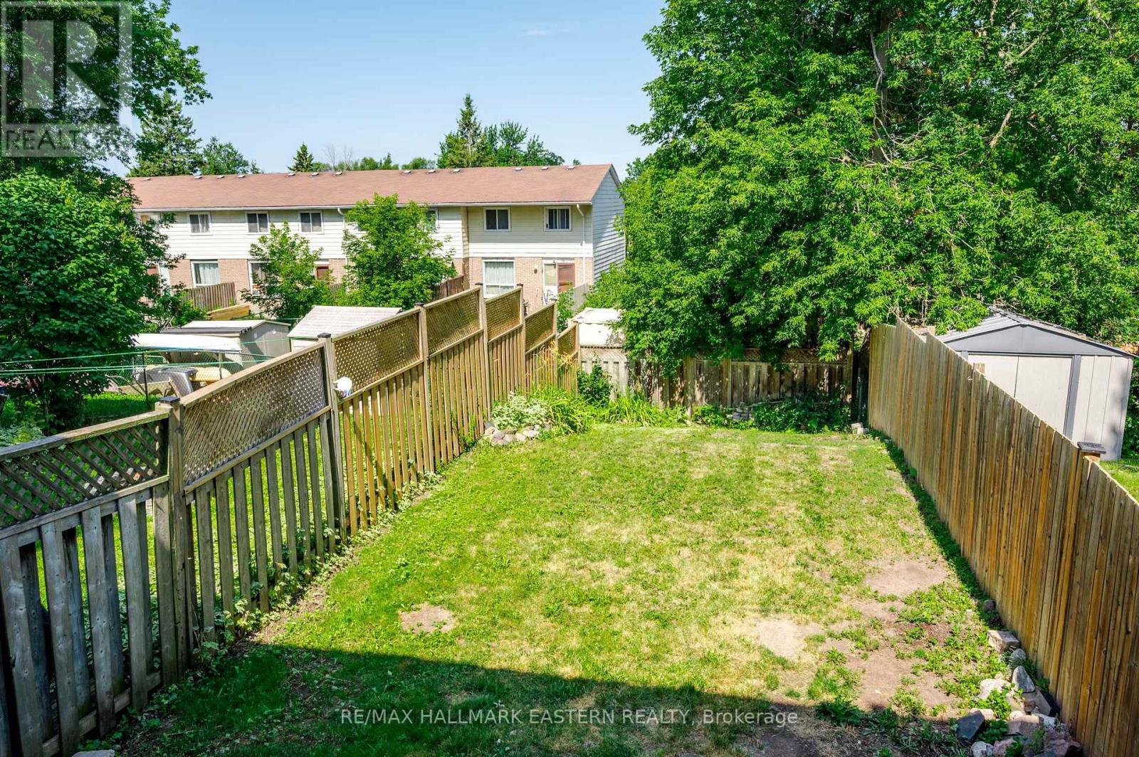 210 MAXWELL AVENUE - 33