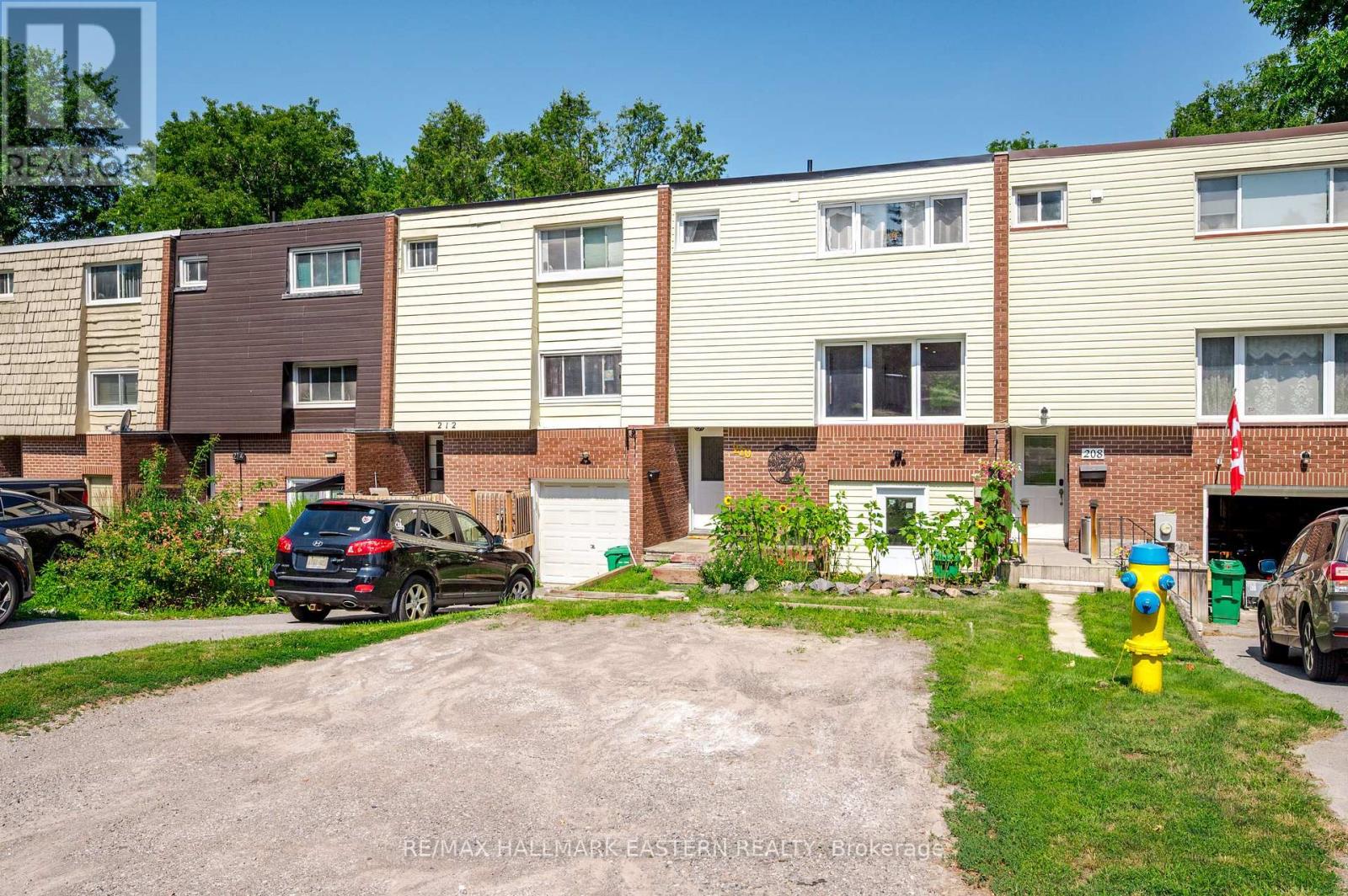 210 MAXWELL AVENUE - 38