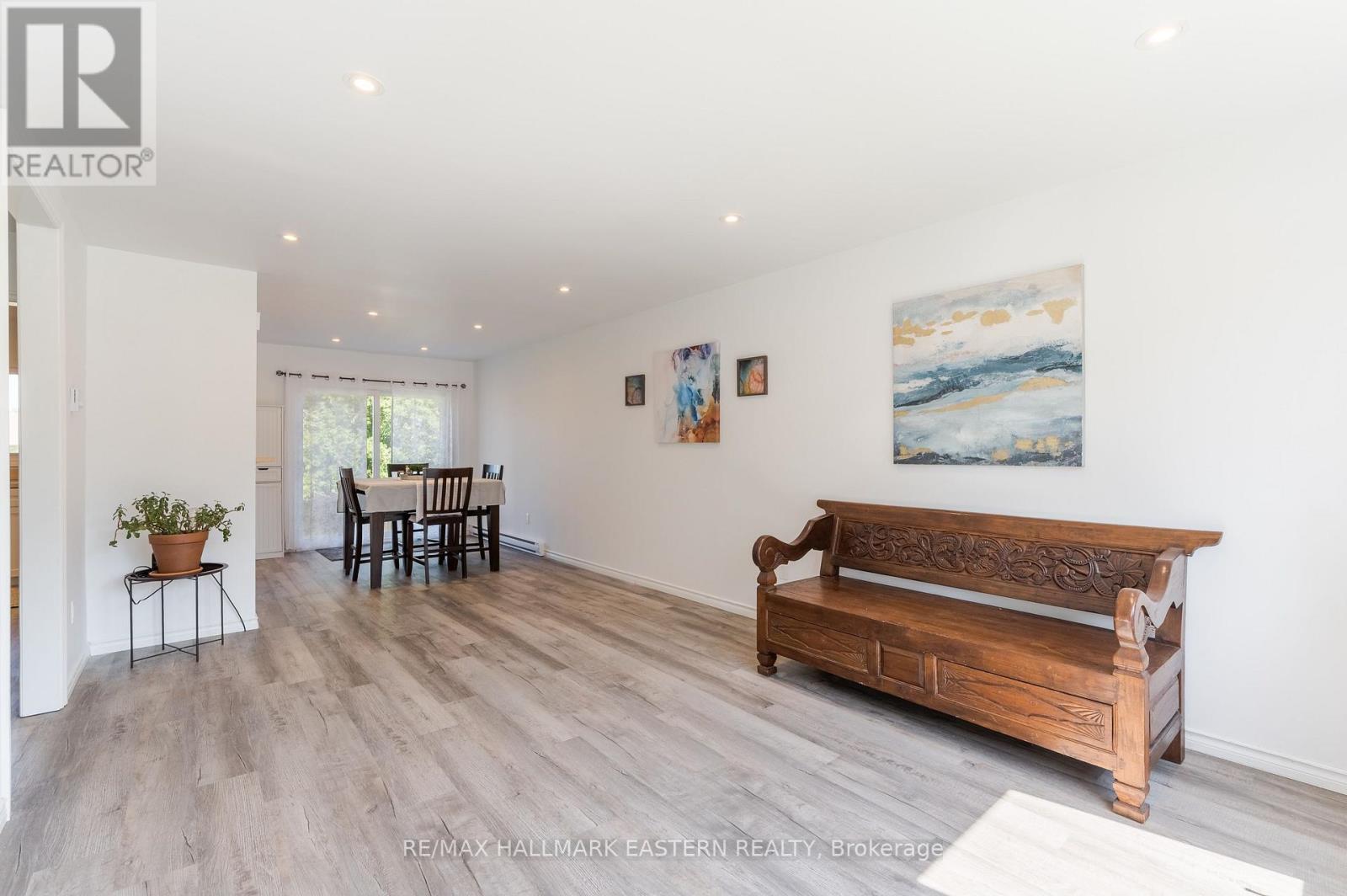 210 MAXWELL AVENUE - 5