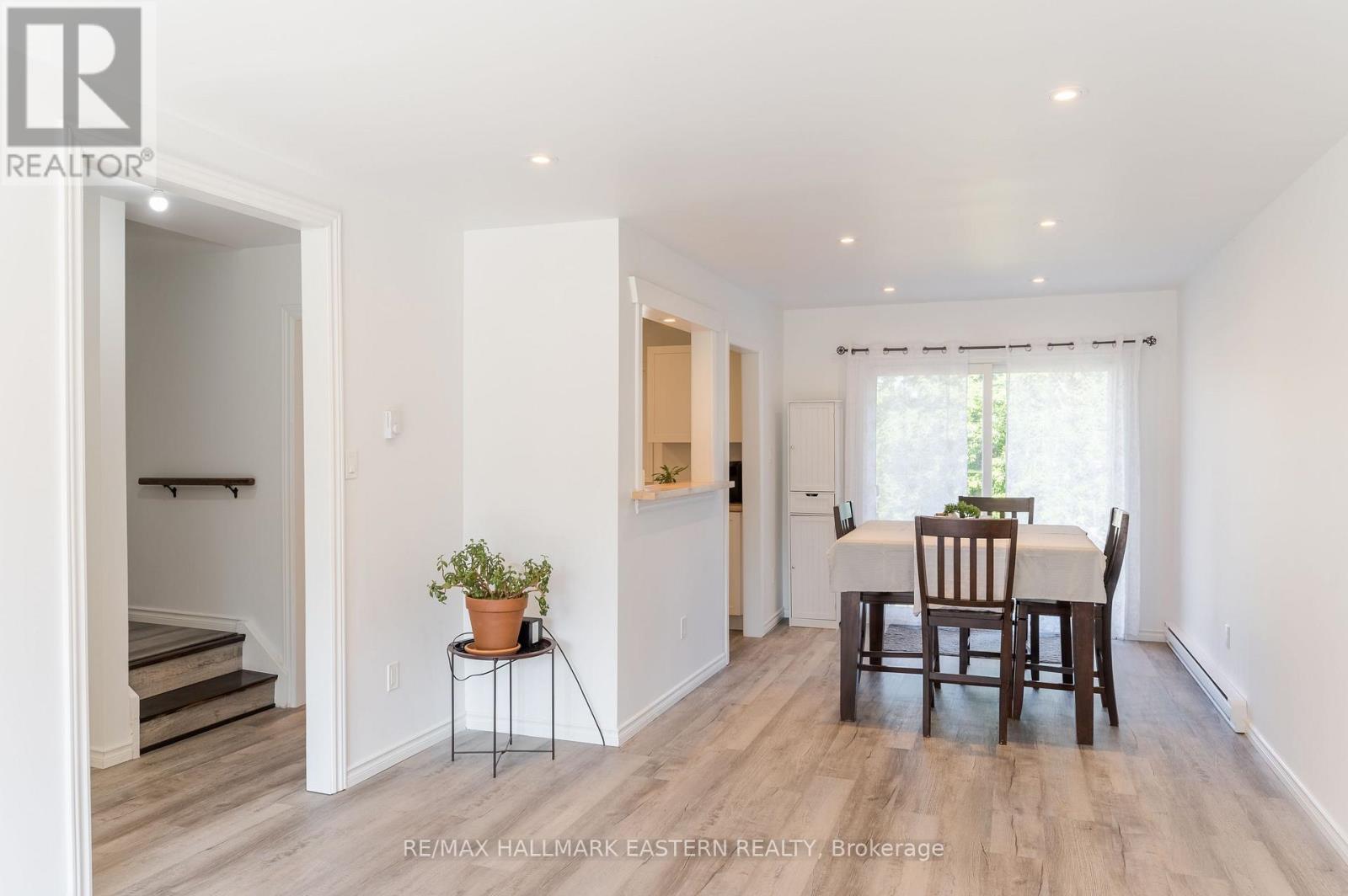 210 MAXWELL AVENUE - 6
