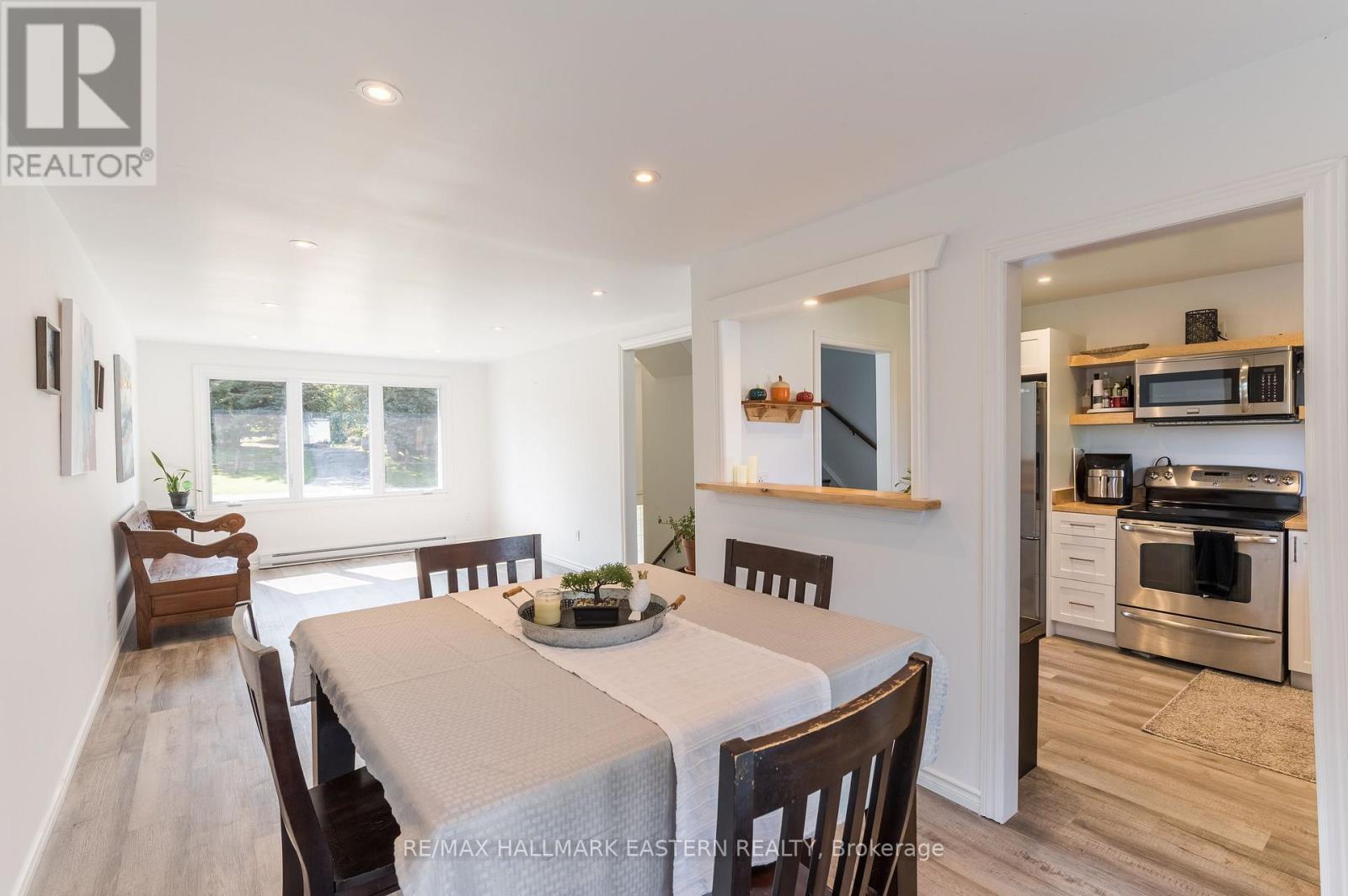 210 MAXWELL AVENUE - 8