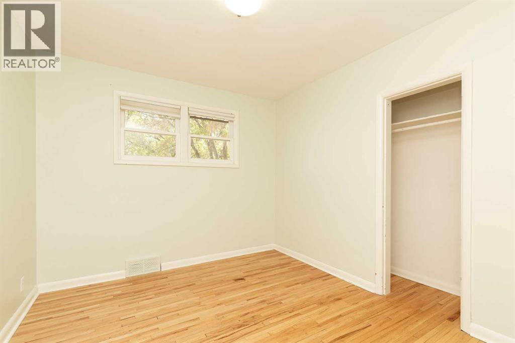 1414 13 Avenue S - 9