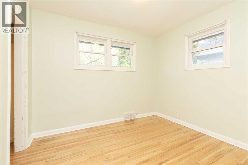 1414 13 Avenue S - 13
