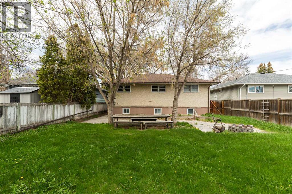 1414 13 Avenue S - 31