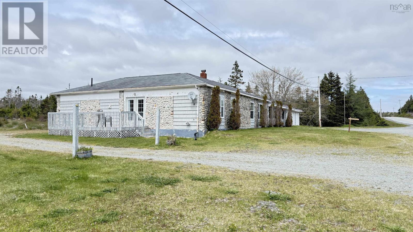 16989 Highway 7 - 42