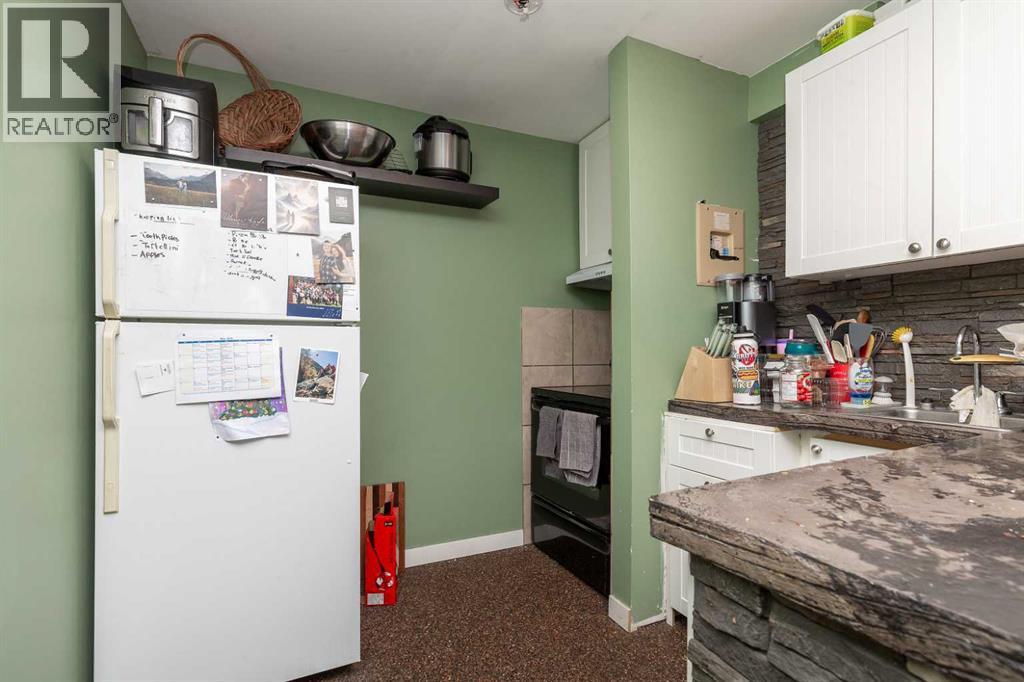 1414 13 Avenue S - 17