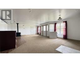Primary Bedroom - 16989 Highway 7, Pleasant Harbour, NS B0J3H0 Photo 8