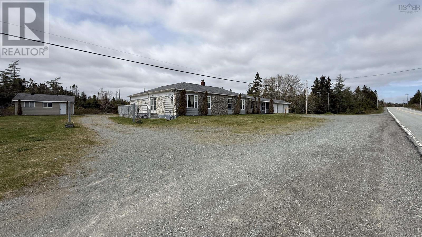 16989 Highway 7 - 2