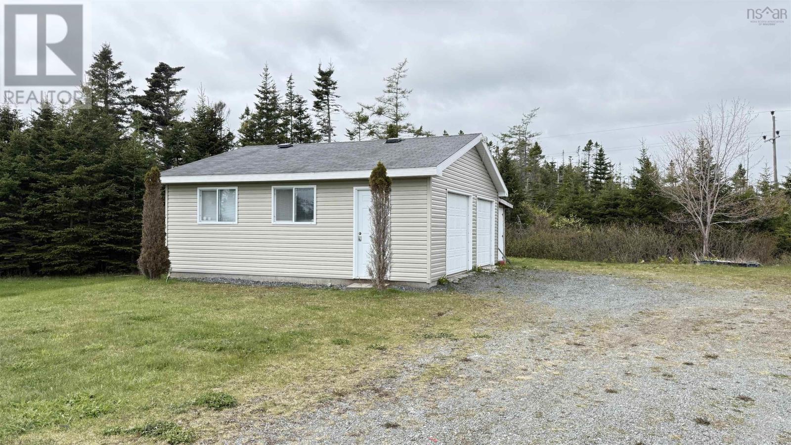 16989 Highway 7 - 43