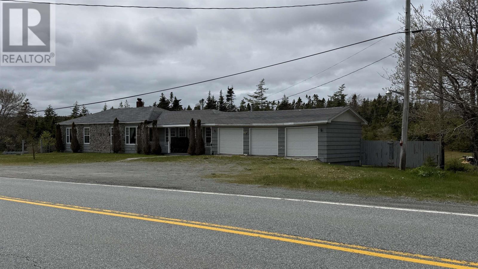 16989 Highway 7 - 5