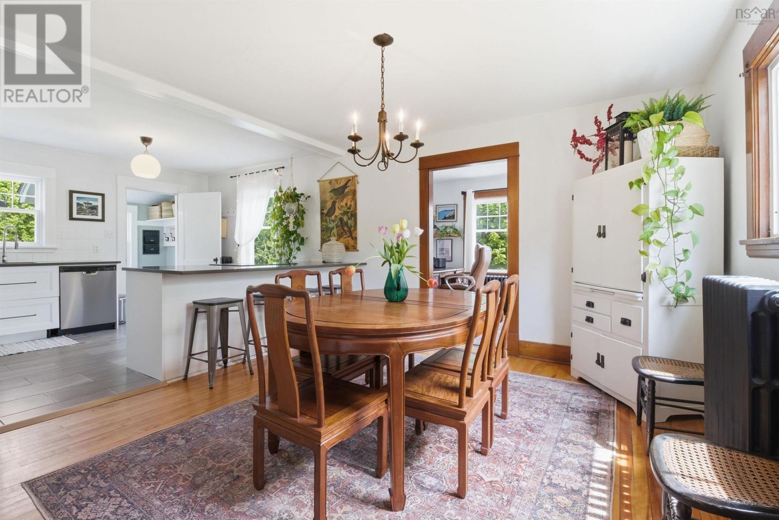 1158 358 Highway - 16