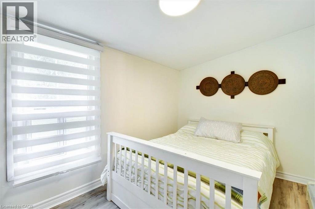 75 A&B HUGHES Lane - Image 31