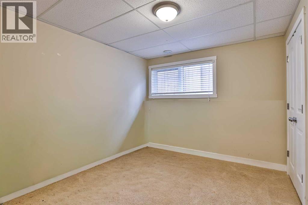 111 Firelight Way W - 19