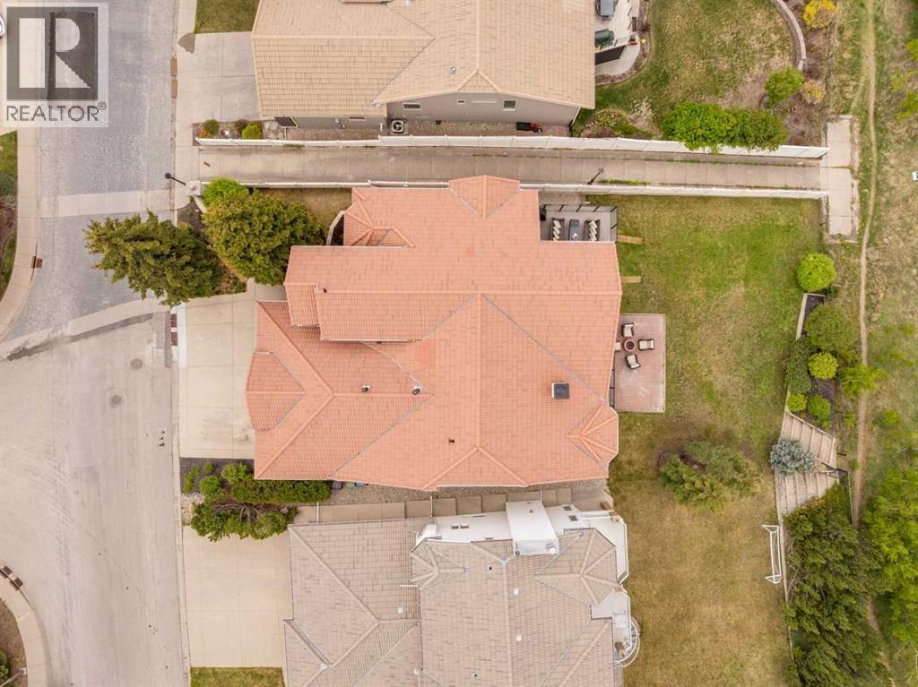84 EDENSTONE Way NW - 47