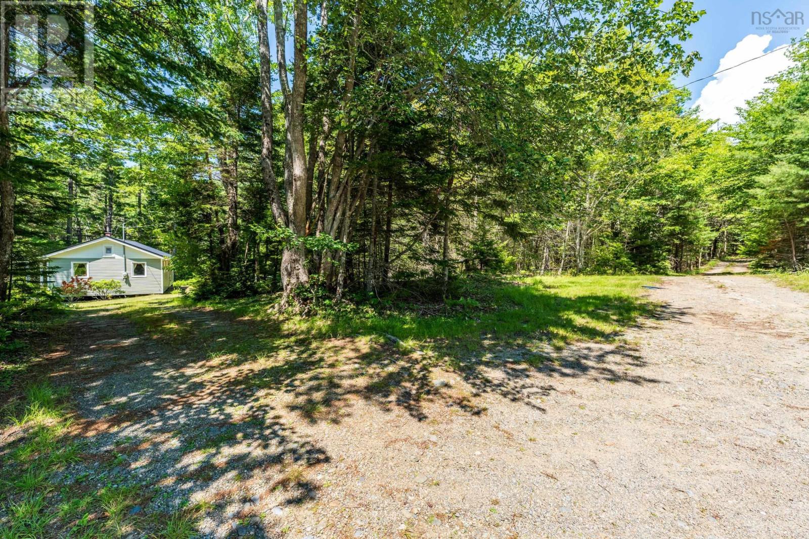 39 Boarsback Lake Road - Image 17