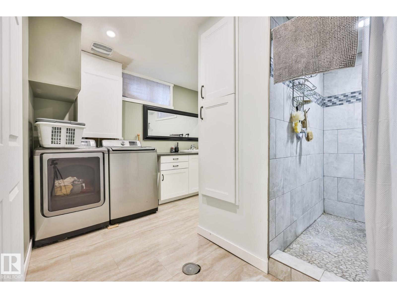 10415 163 ST NW - 13