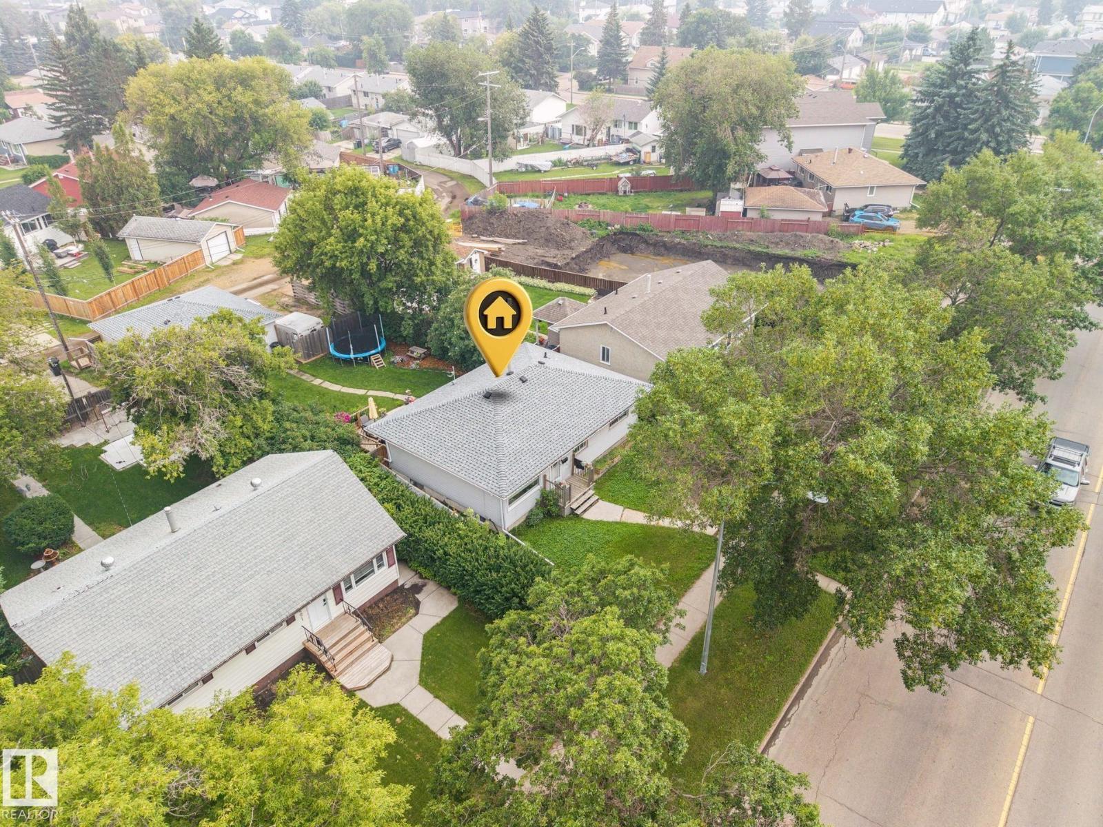 10415 163 ST NW - 19