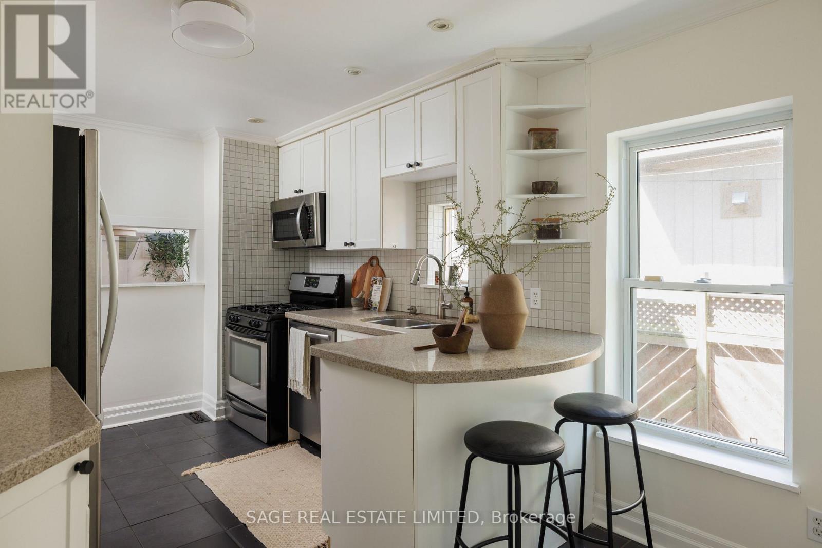 250 SPRINGDALE BOULEVARD - Image 20