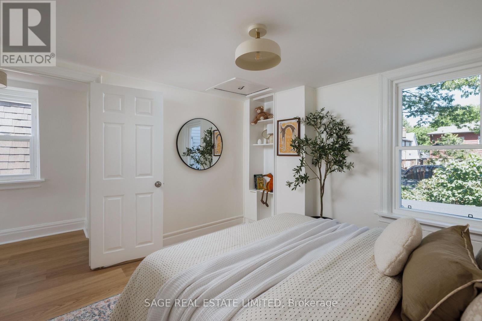 250 SPRINGDALE BOULEVARD - Image 35
